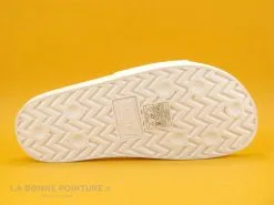 Levi's Levis JUNE Blanc - 233025 - Mule Blanche - Levis En Rouge -Magasin De Chaussures cd24607c73b9e66c561f35ea11d5d5ef img 0525.jpg 172566