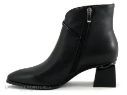 MetamorfOse Metamorf Ose MACUP Noir - Boots Pointues - Laniere Vernie -Magasin De Chaussures cd24607c73b9e66c561f35ea11d5d5ef img 2105.jpg 174185