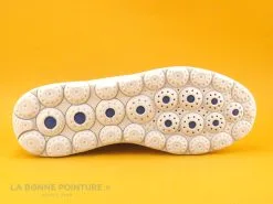 Geox SPHERICA - D15NUA - White - Sneakers Femme Blanches 12 Geox SPHERICA - D15NUA - White - Sneakers Femme Blanches -Magasin De Chaussures cd24607c73b9e66c561f35ea11d5d5ef img 7439.jpg 168509